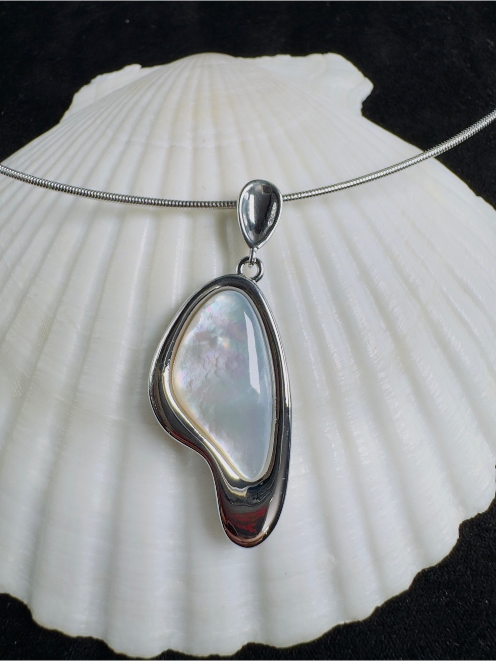 Sterling Silver Iridescent White Mother-of-Pearl Drop Pendant Necklace